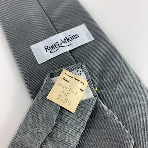 Roos Atkins / Pride of London Gray Solid Squares Men's Tie 4" x 55" Vintage NWT - Picture 4 of 4